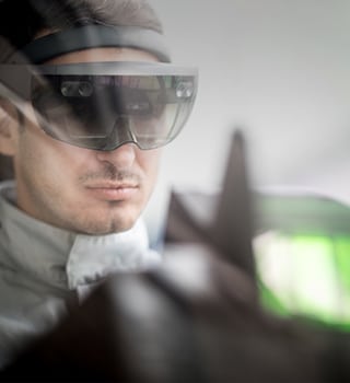 Mechanic on Rafale, with Hololens glasses.
