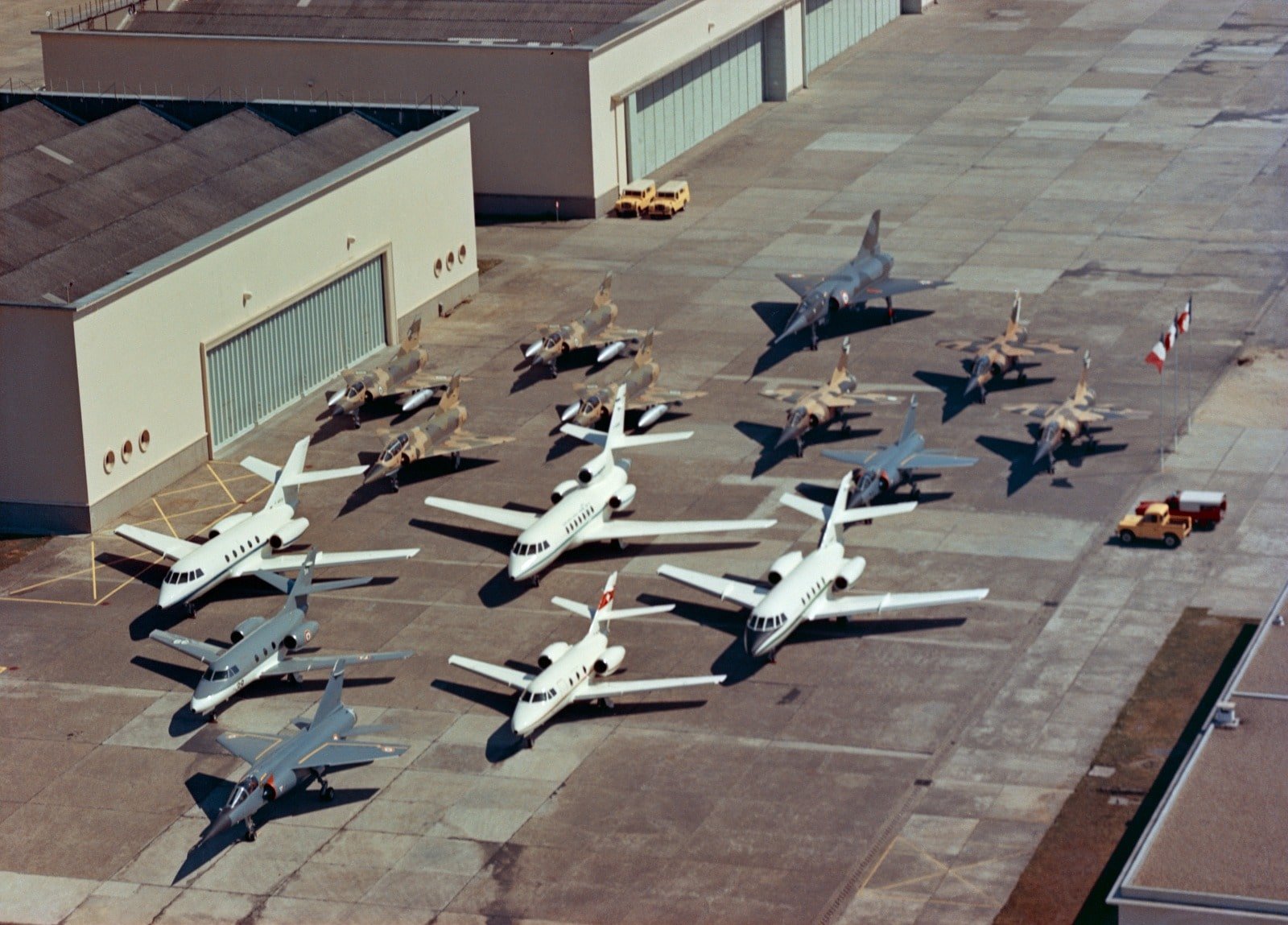 Histoire De Dassault Aviation De 1916 2000 histoire-de-dassault-aviation-de-1916-2000