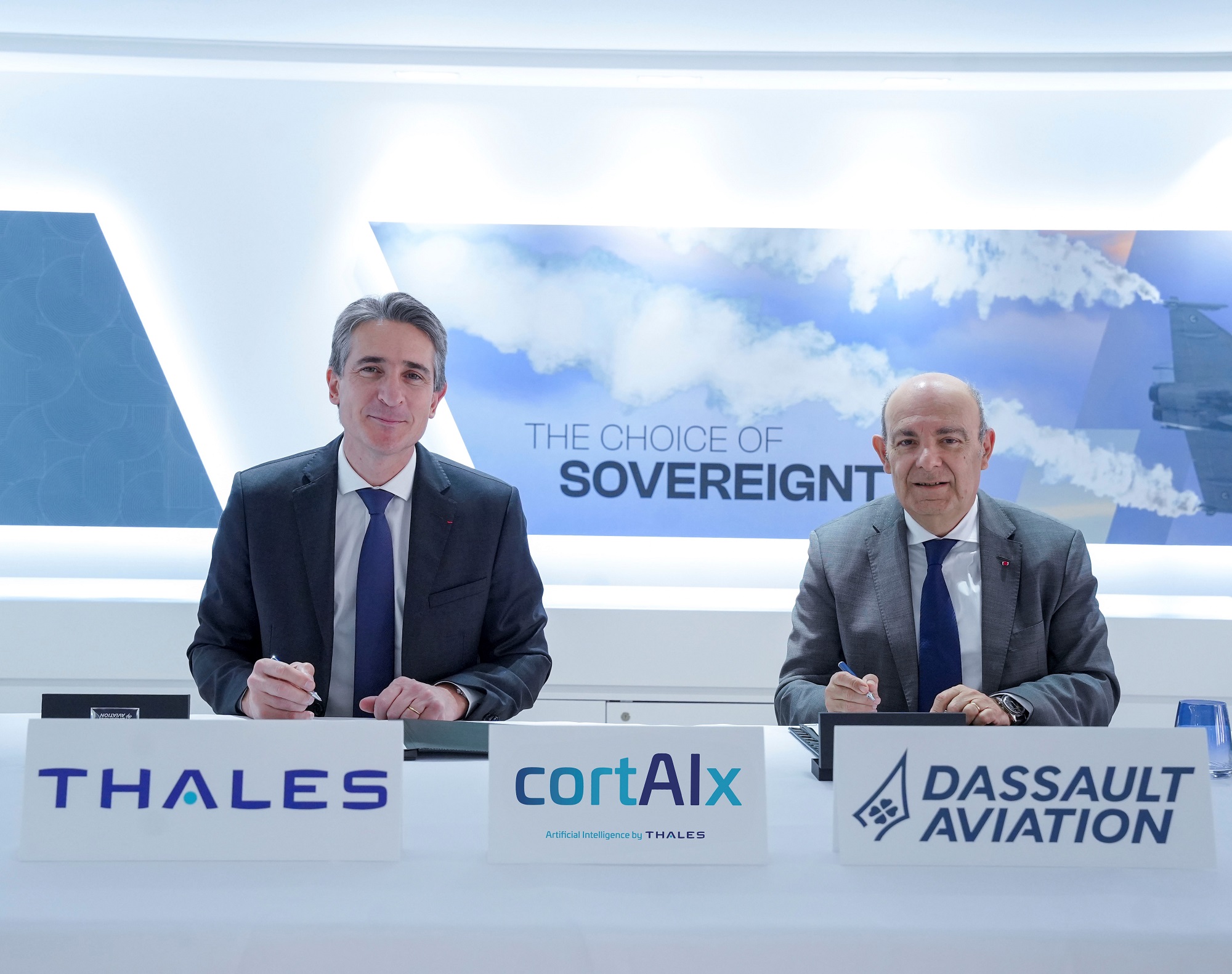 Dassault Aviation et cortAIx signent un partenariat stratégique pour u